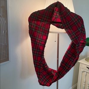 Flannel infinity scarf